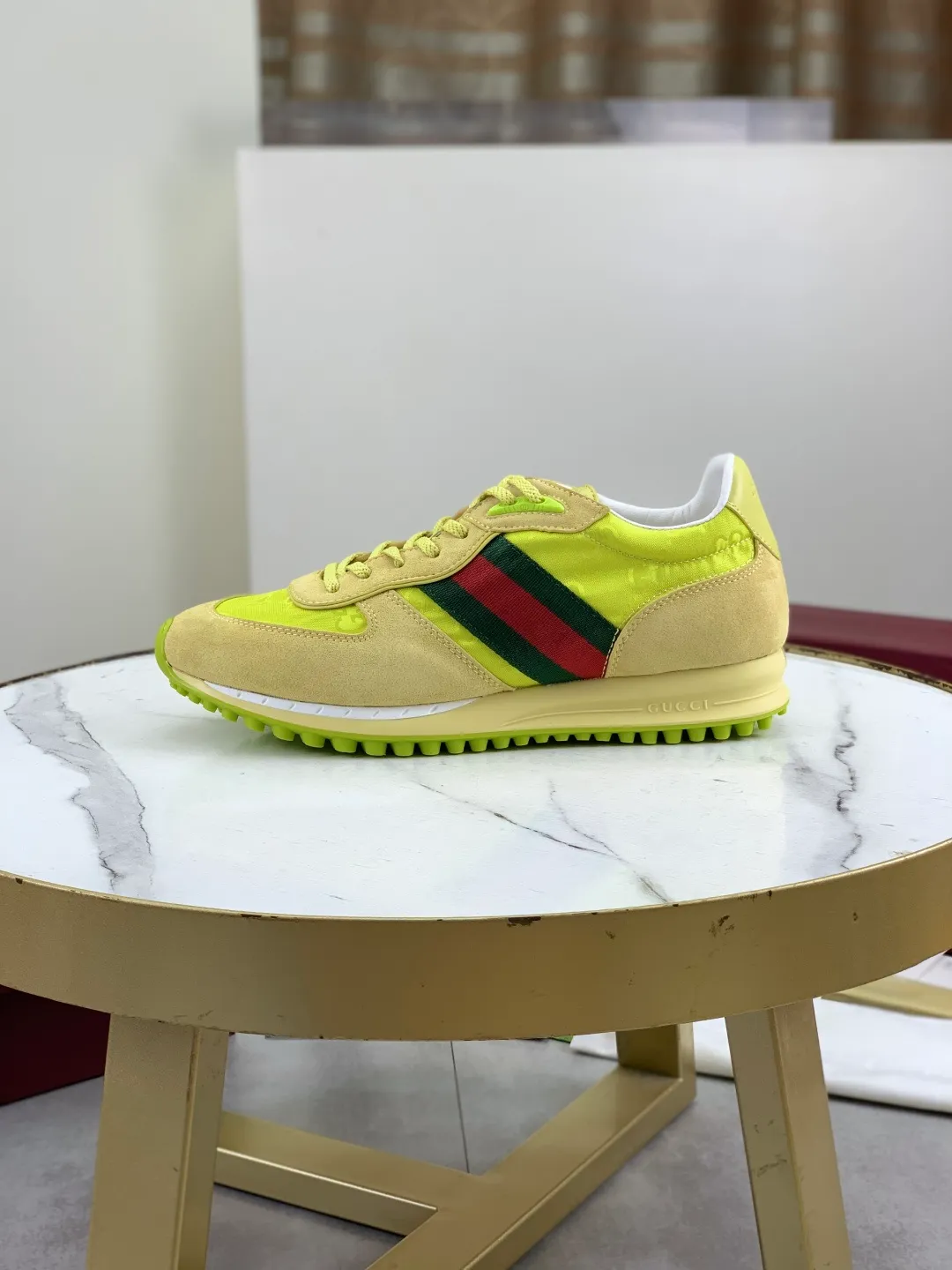 Men's shoes 💰P640 New Gucci Gucci Top version Latest catwalk style Re-Motion series Thick-soled casual sports shoes Original purchase and development ▪️Fabric: Original custom imported first-layer cowhide ▪️Sole: Original molded TPU material ▪️Sole thickness: 3.5CM ▪️Size: Men 39-45 Color: 8️⃣ colors available, boutique packaging